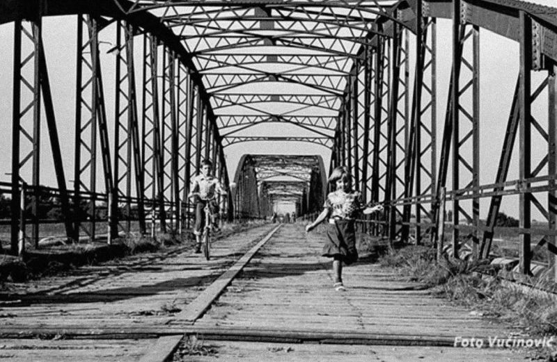 Crveni most 1970-ih godina (Foto Vučinović)